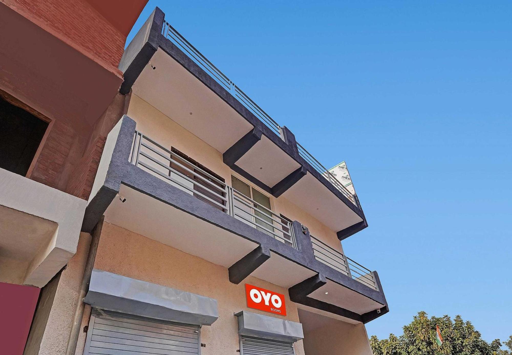 Hotel O Avs Hotel & Restaurant Noida Dış mekan fotoğraf